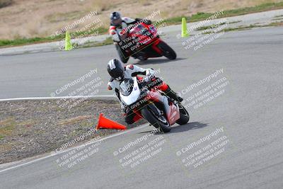 media/Mar-05-2023-TrackXperience (Sun) [[a95d40e56a]]/Group 2/session 2 turn 4/